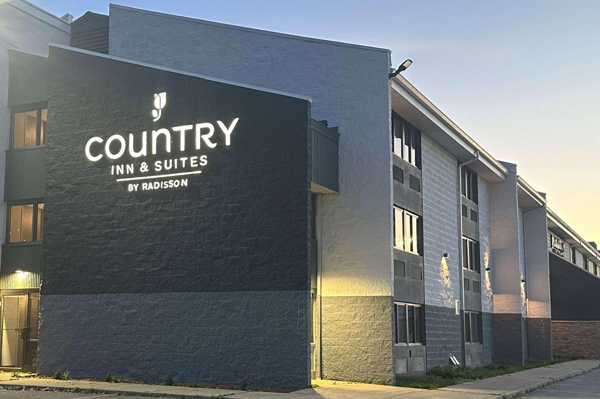 Country Inn & Suites By Radisson, Dunbar - Charleston Exterior photo